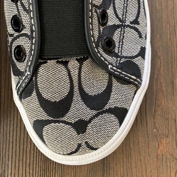 COACH🖤Like New Sneakers - Picture 3 of 12